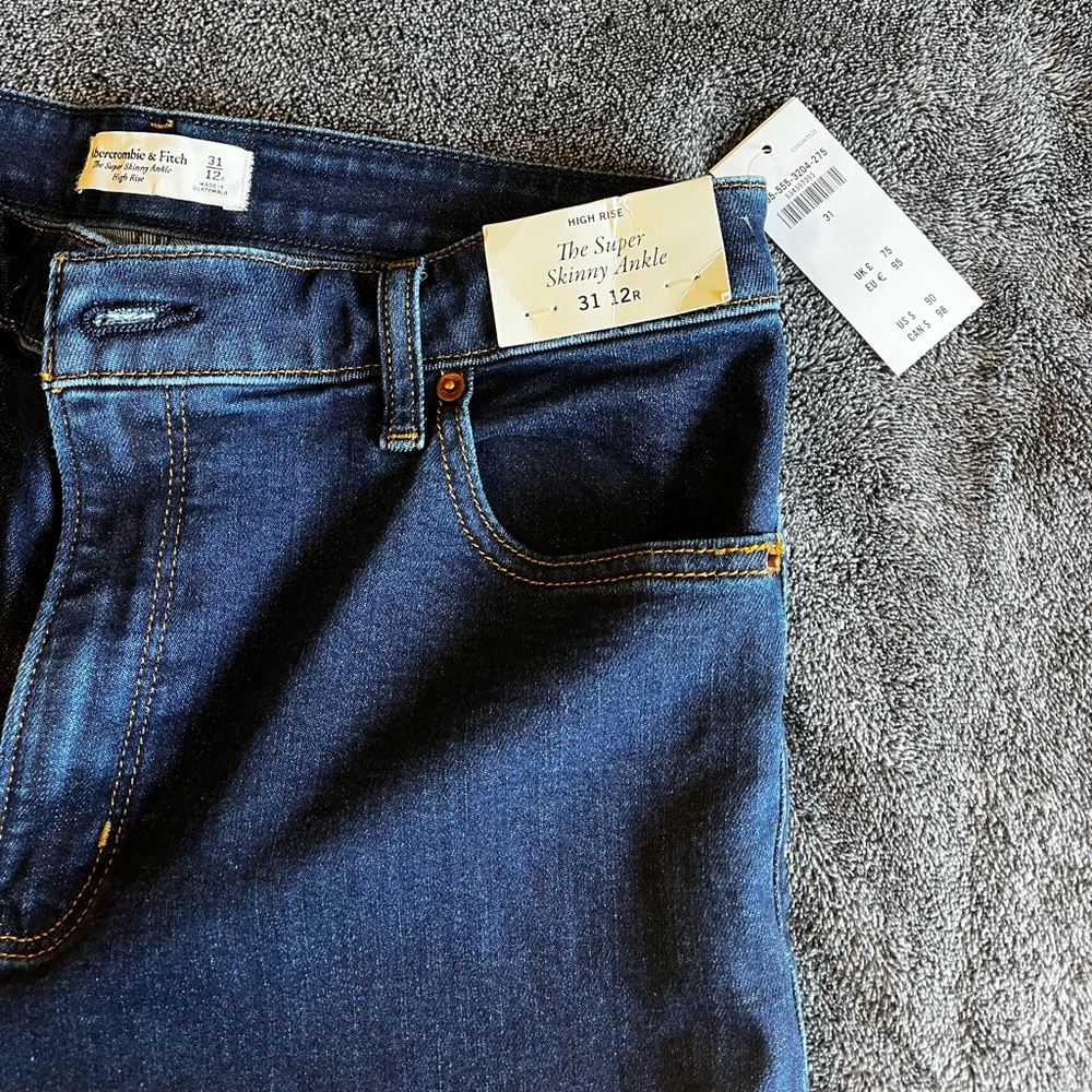 Super skinny jeans